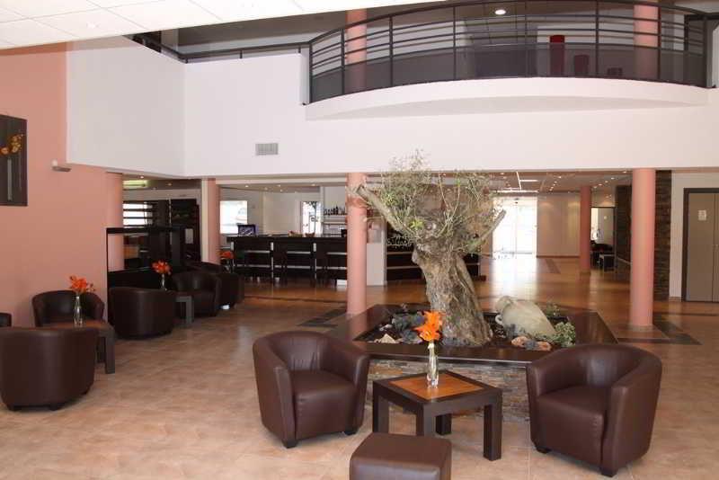 Ibis Styles Marseille Plan De Campagne Hotel Mirabeau Екстериор снимка