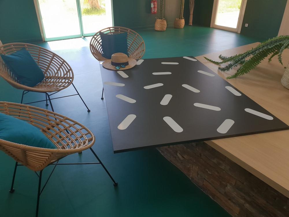 Ibis Styles Marseille Plan De Campagne Hotel Mirabeau Екстериор снимка