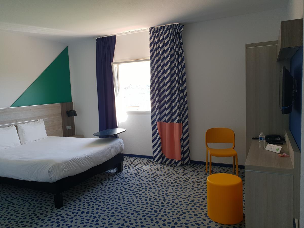 Ibis Styles Marseille Plan De Campagne Hotel Mirabeau Екстериор снимка