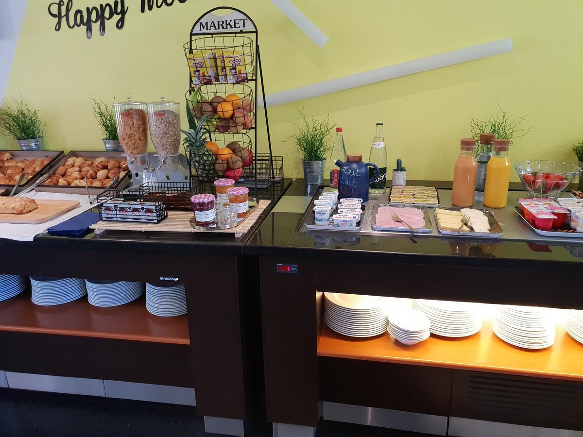 Ibis Styles Marseille Plan De Campagne Hotel Mirabeau Екстериор снимка