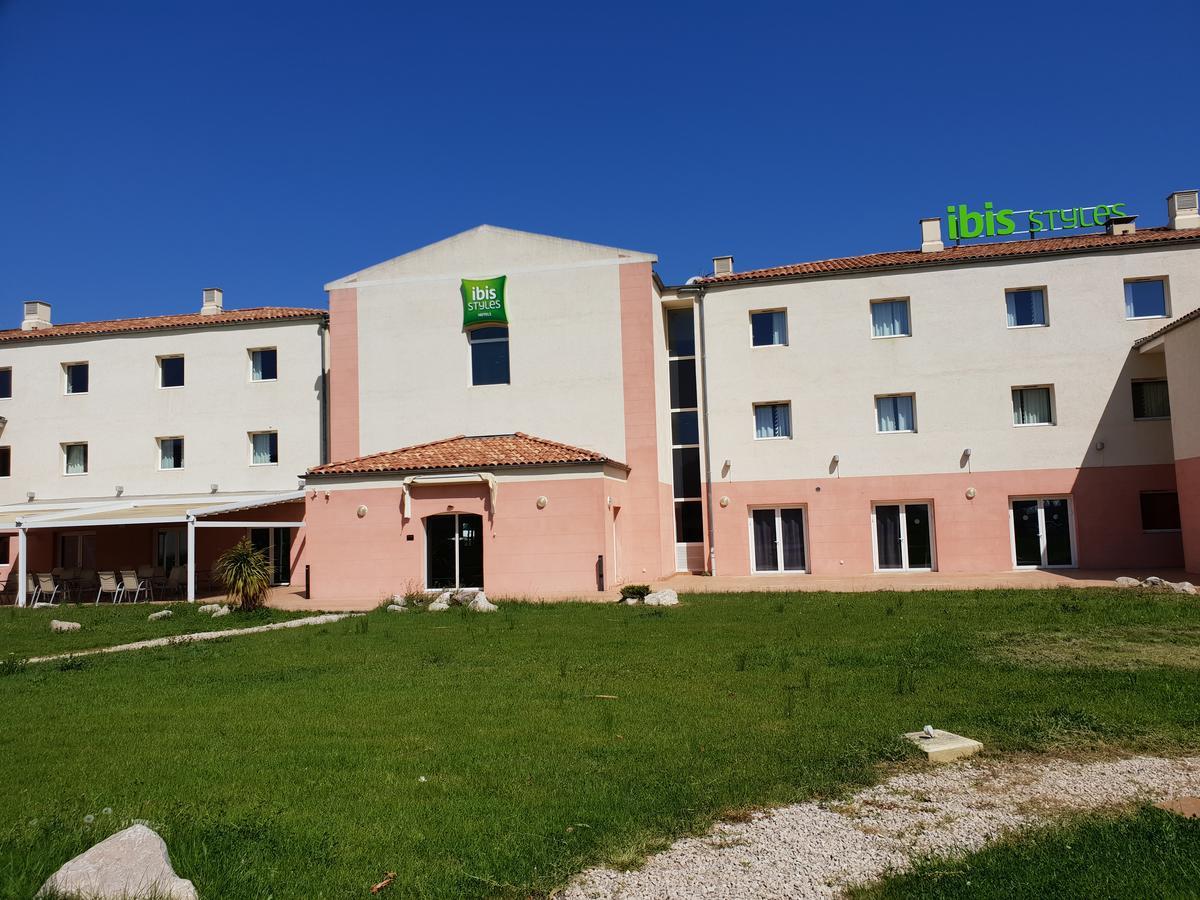 Ibis Styles Marseille Plan De Campagne Hotel Mirabeau Екстериор снимка