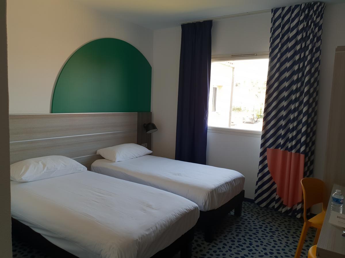 Ibis Styles Marseille Plan De Campagne Hotel Mirabeau Екстериор снимка